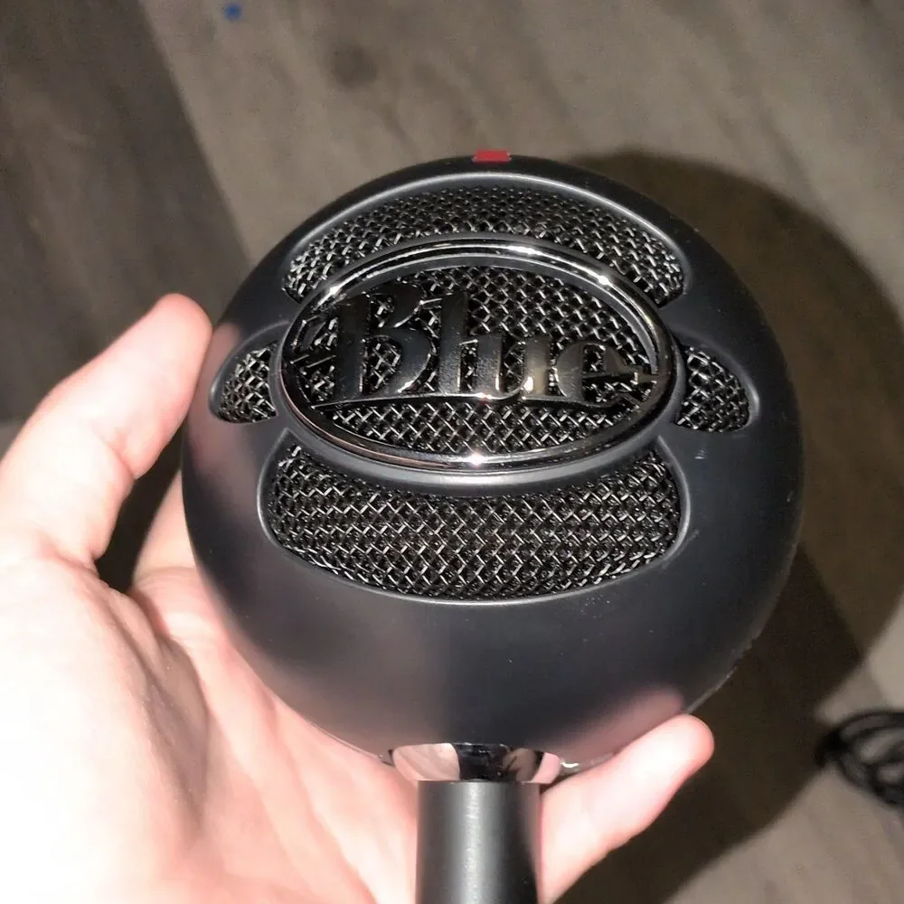 Brand New Blue Snowball ICE USB Microphone, Black, Adjustable Tripod Stand